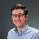 ¿Qué es el Ajuste de Estatus en Inmigración?